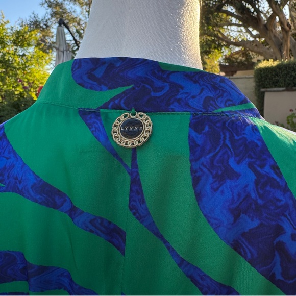 Elegant Green and Blue Maxi Dress - Picture 8 of 14